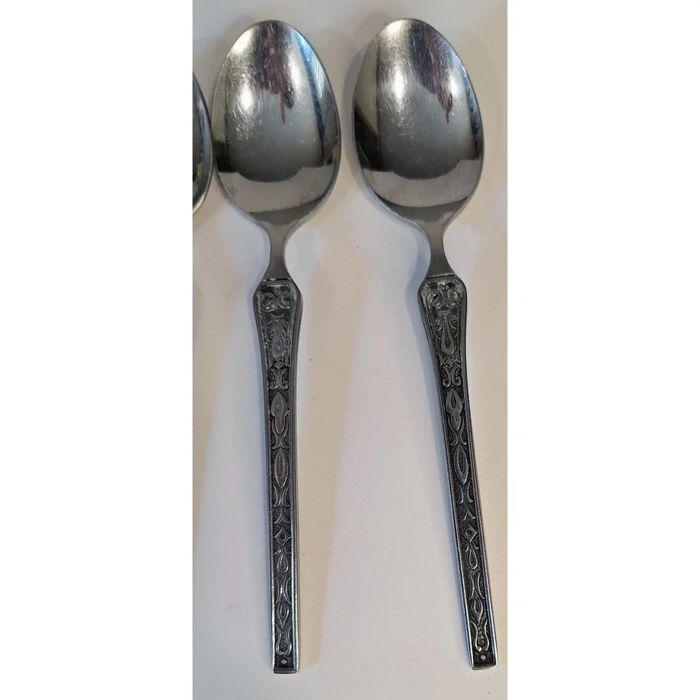 Lot Of 4 Towle Supreme Cutlery TWS131 6.6 Spoons Vintage MCM
